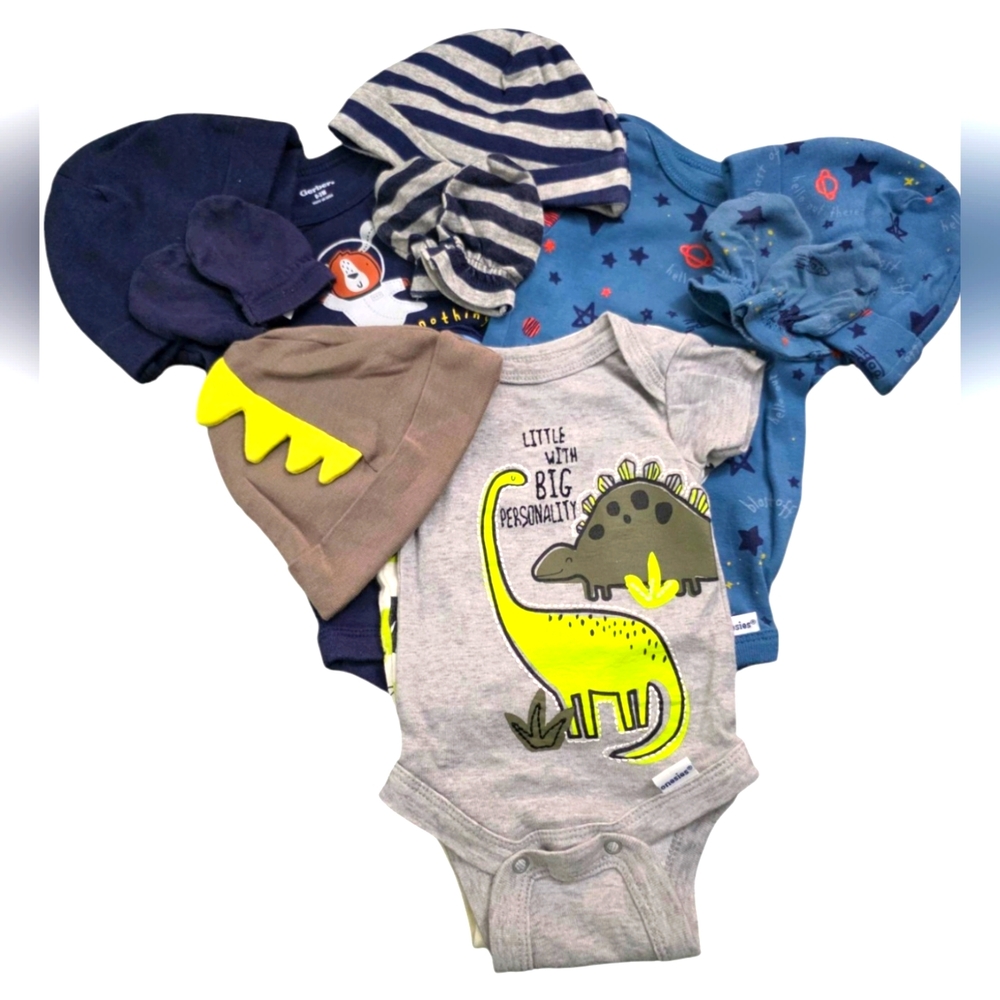 Gerber Newborn Outfit 5 Sets With Hats And Matching Protective Mittens